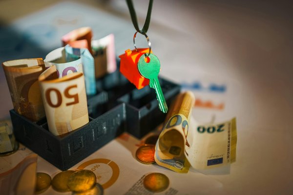 Welche Accessoires sind im Jahr 2025 besonders im Trend?