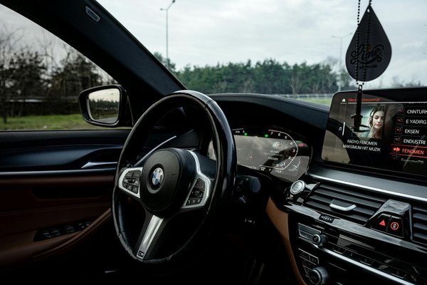 Chauffeurservice in berlin: komfort und exklusive mobilität in der hauptstadt